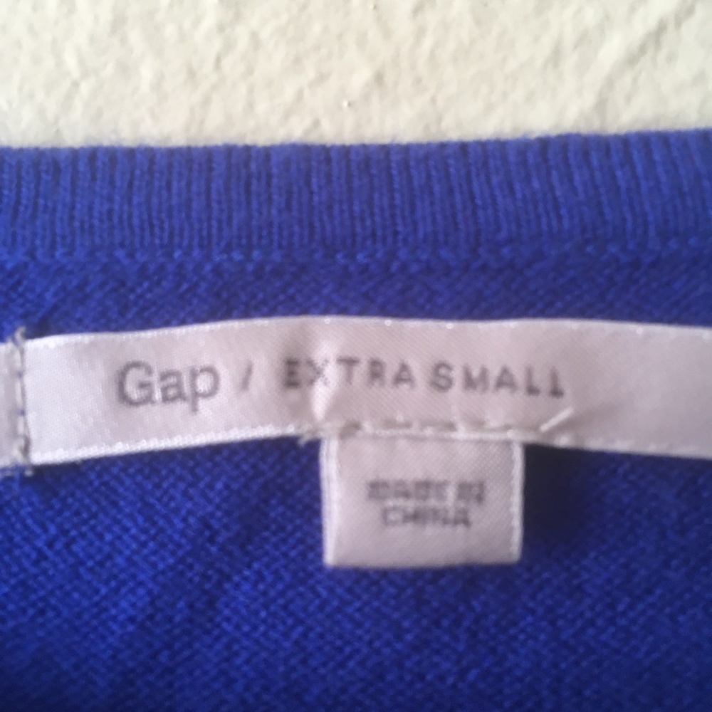 Sweater - Picture 2 of 4